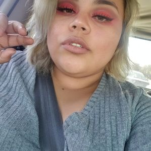 Meet your Posher, Mayra